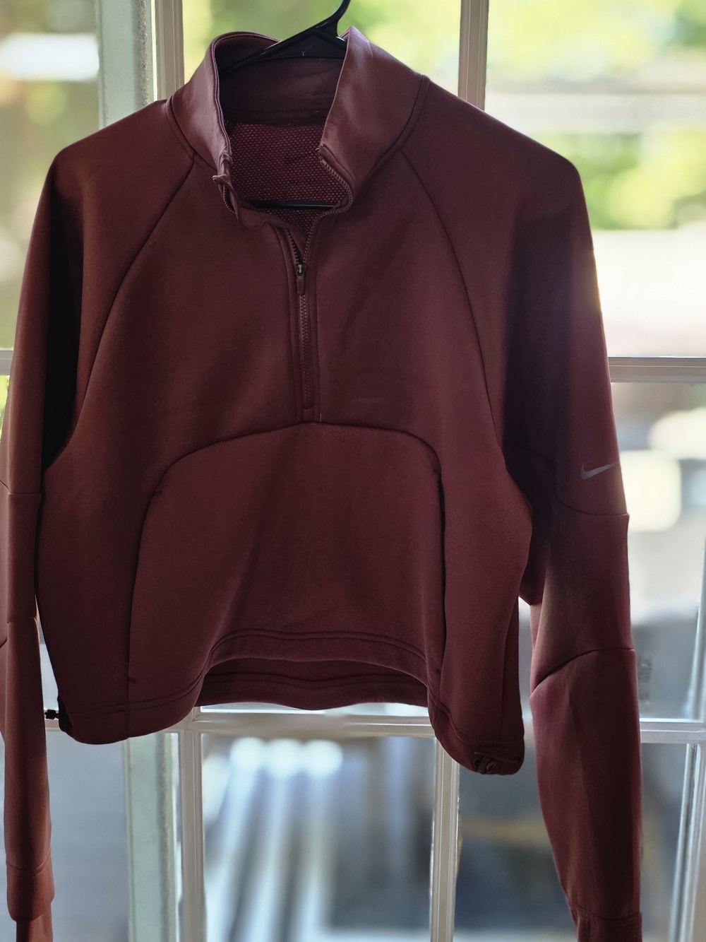 NIKE BROWN Mauve Zippered Top